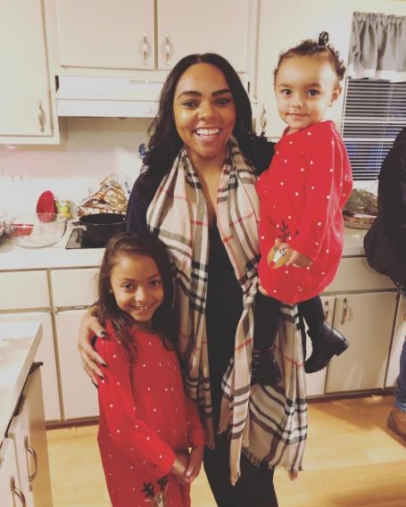 Aaron Hernandez daughter 