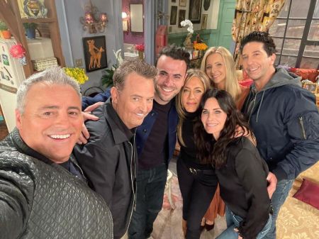 Courtney Cox Friends Reunion
