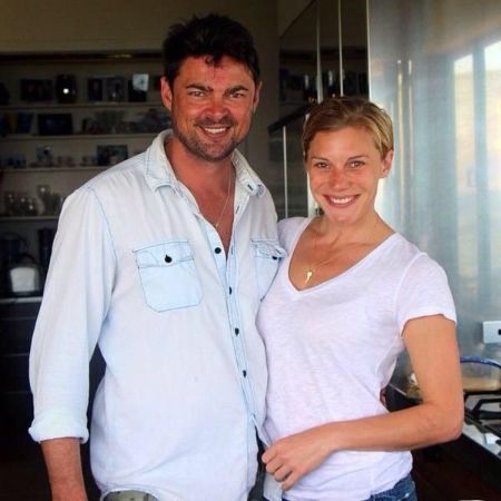 Karl Urban wife