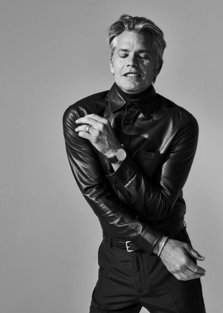 Timothy Olyphant age