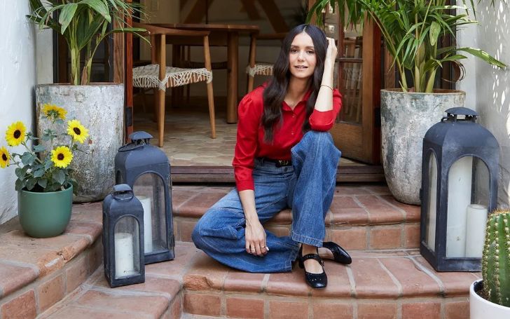 Nina Dobrev age, height