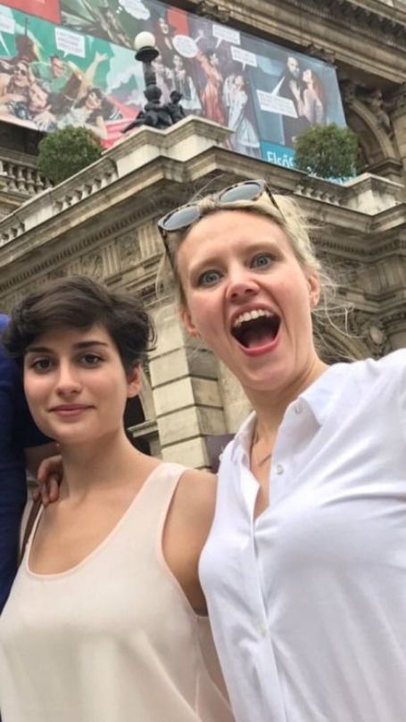 Kate McKinnon parnter