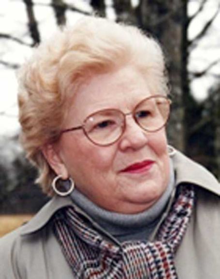 Debby Clarke Belichick age