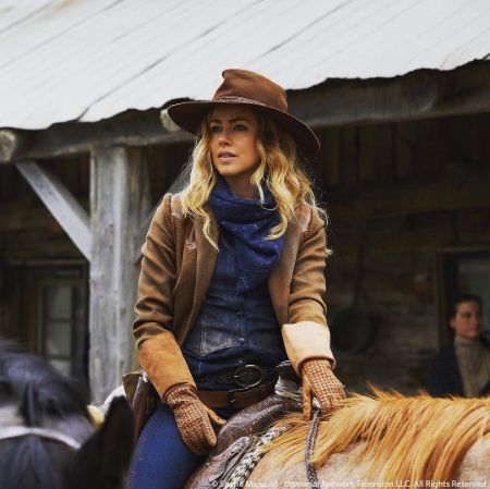 Amanda Schull net worth