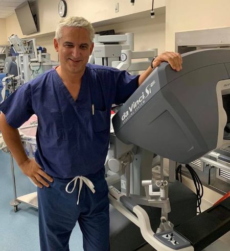 Dr. David Samadi Net Worth, Son, Appointment, Salary, Daughter, Instagram 3 Dr David Samadi career