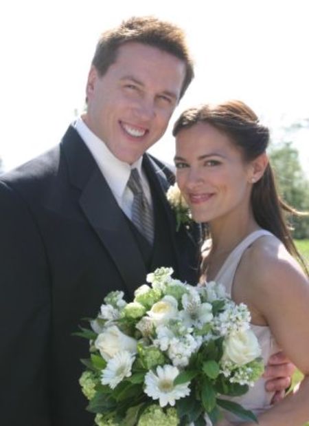 Lochlyn Munro wife 