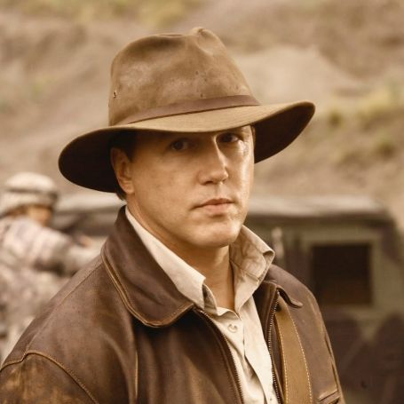 Lochlyn Munro net worth