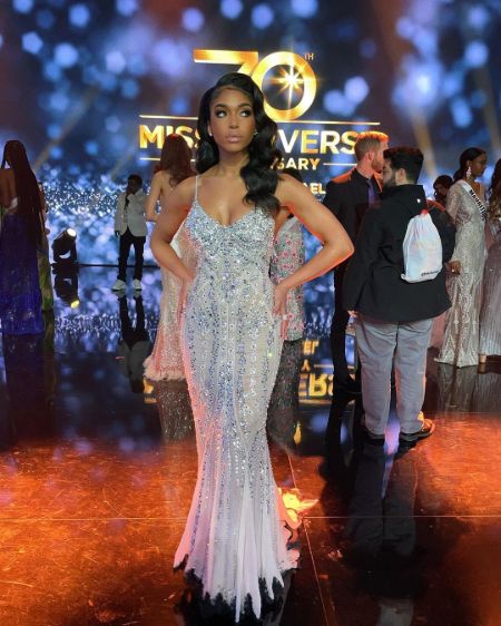 Lori Harvey Dad, Age, Height, Modelling, Boyfriend, Net Worth, IG 1 Lori Harvey age