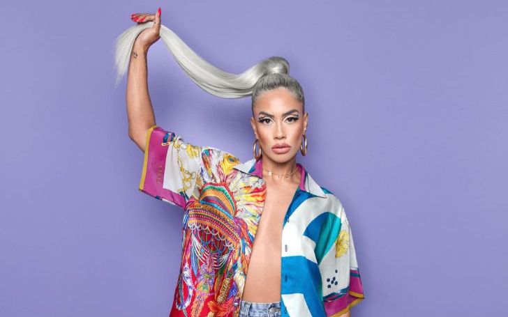 Sibley Scoles age, height