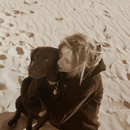 Sarah Chalke net worth 