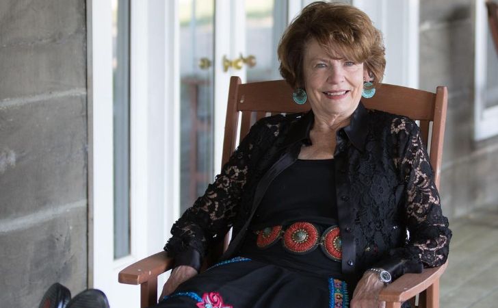 Louanne Stephen age, height