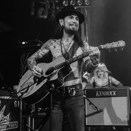 Dave Navarro net worth 