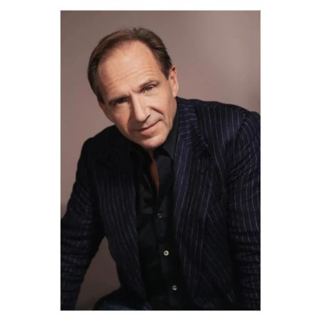 ralph fiennes height