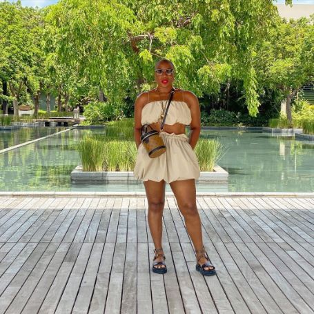 Aisha Hinds net worth 