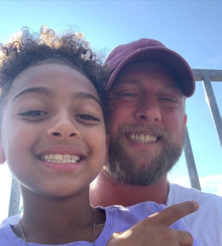 chloe chrisley father