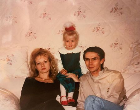 Sofia Vassilieva Supergirl, Age, Now, Movies, TV Shows, Chicago Fire, Husband, Net Worth 2 sofia vassilieva parents