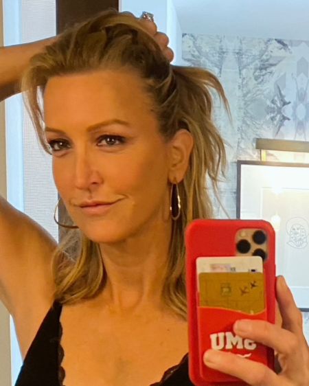 lara spencer age