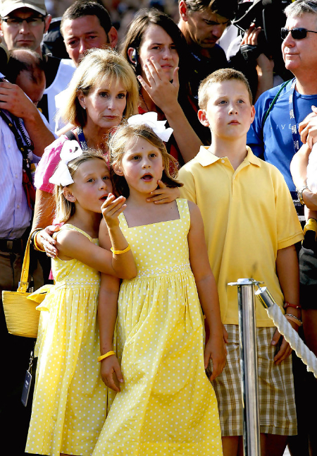 Armstrong Previous Wife