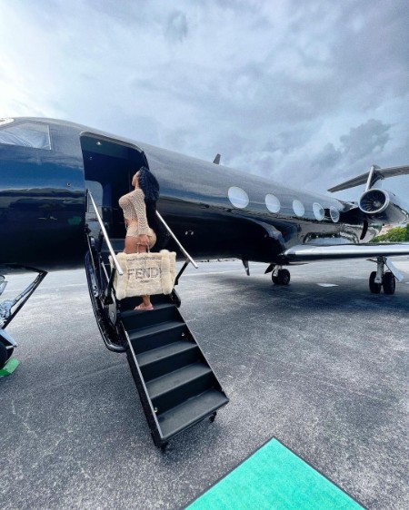 ari fletcher net worth