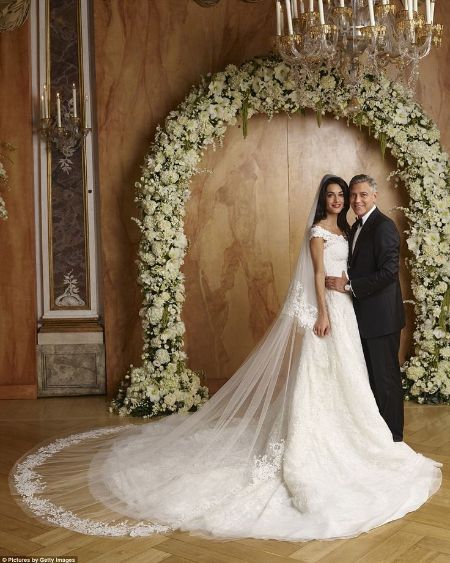 amal clooney wedding dress
