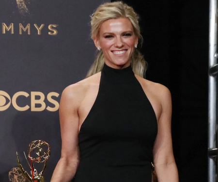 Lindsay Shookus age
