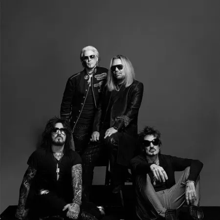 tommy lee motley crue