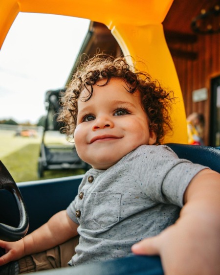 Amanda Singleton children