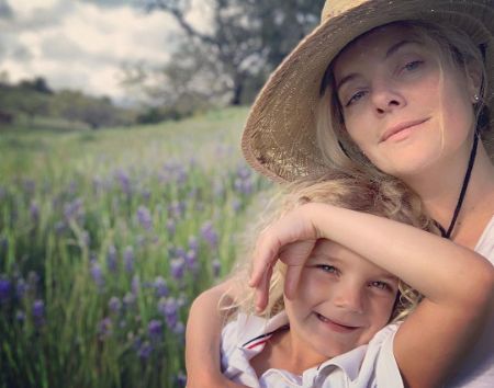 Bijou Phillips daughter