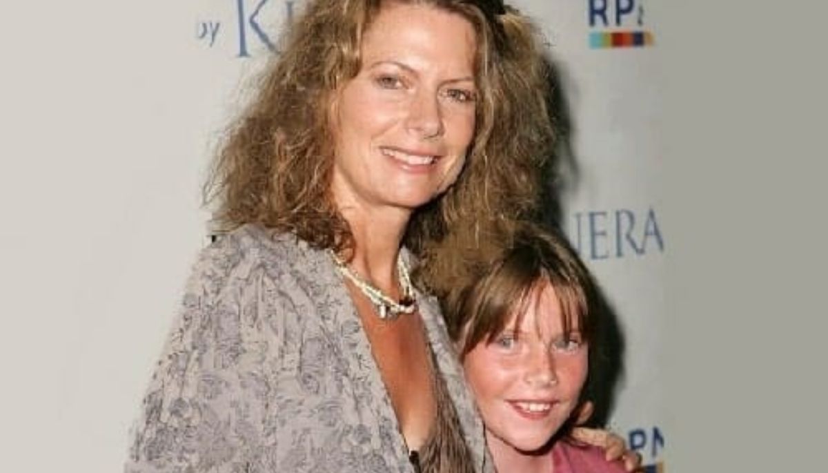 Elizabeth Buckley Bio