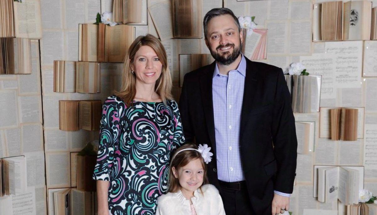 Nate Bargatze wife bio