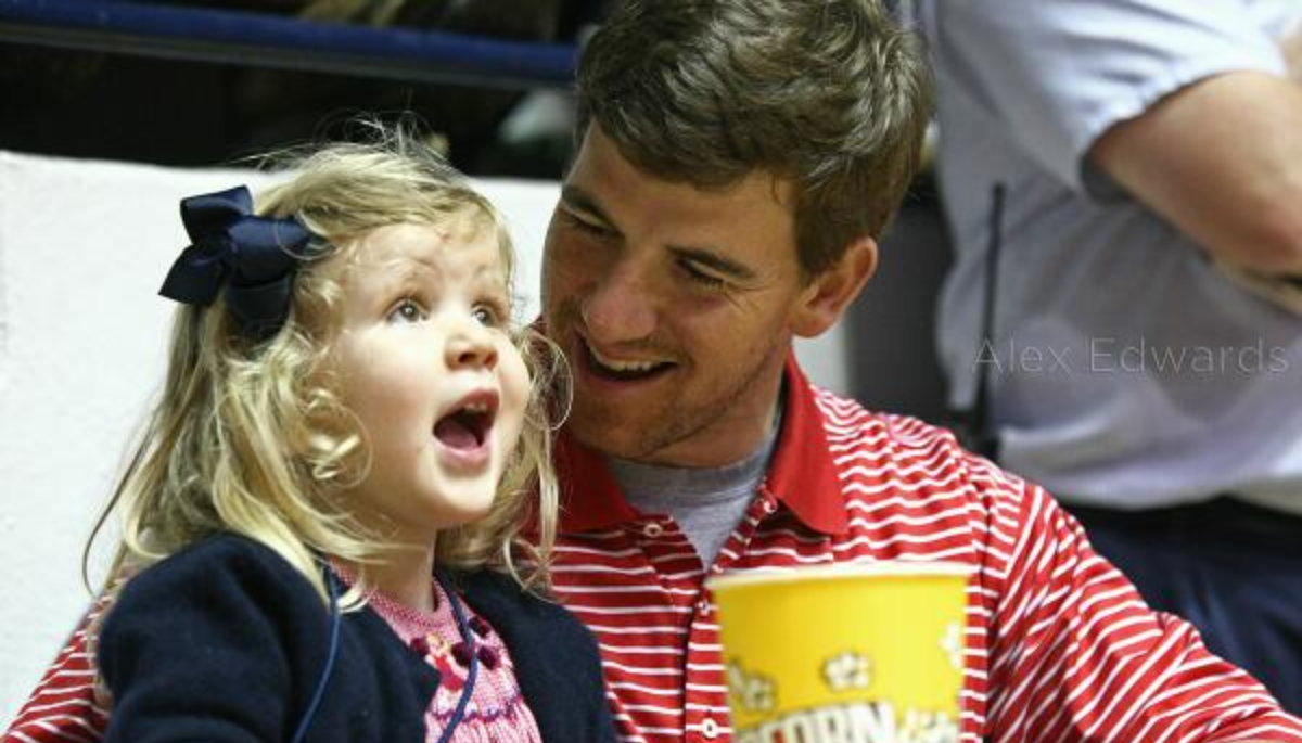 Ava Frances Manning bio