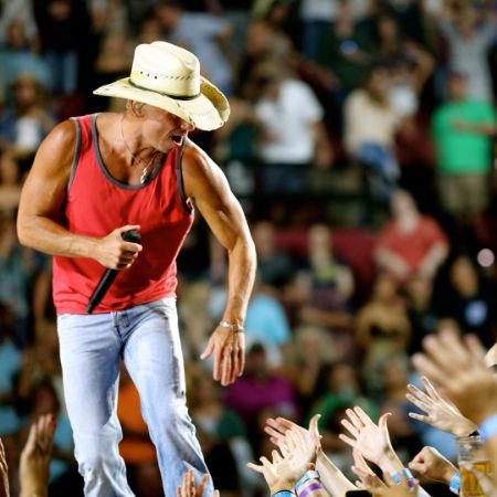 kenny chesney gay