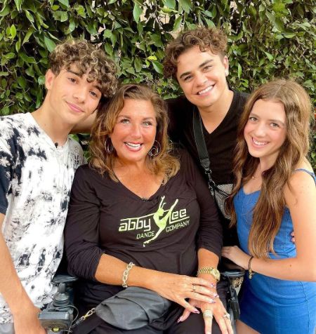 abby lee miller crew