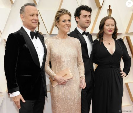 elizabeth hanks step mother