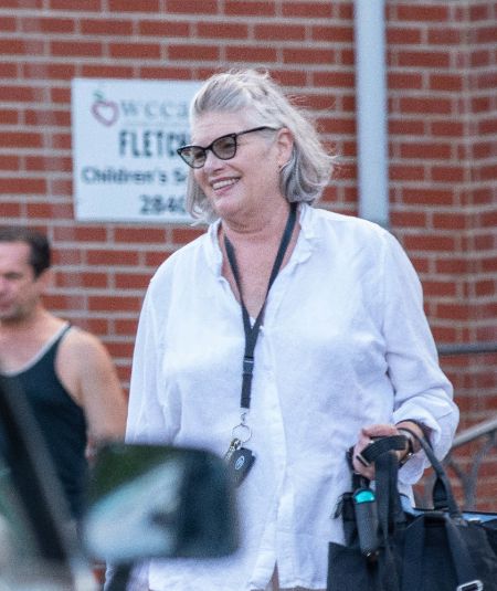 kelly mcgillis height