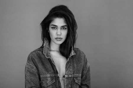 tasie lawrence height