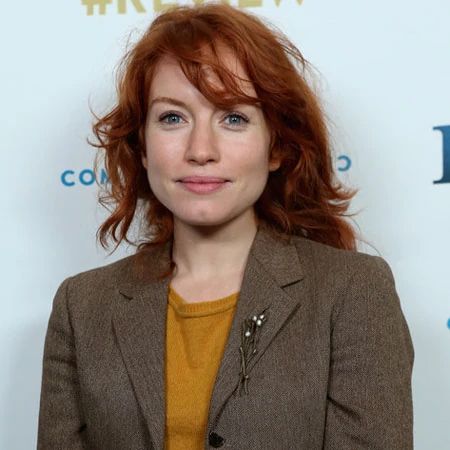 maria thayer height