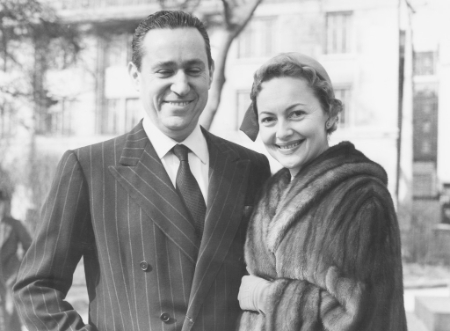 olivia de havilland husband