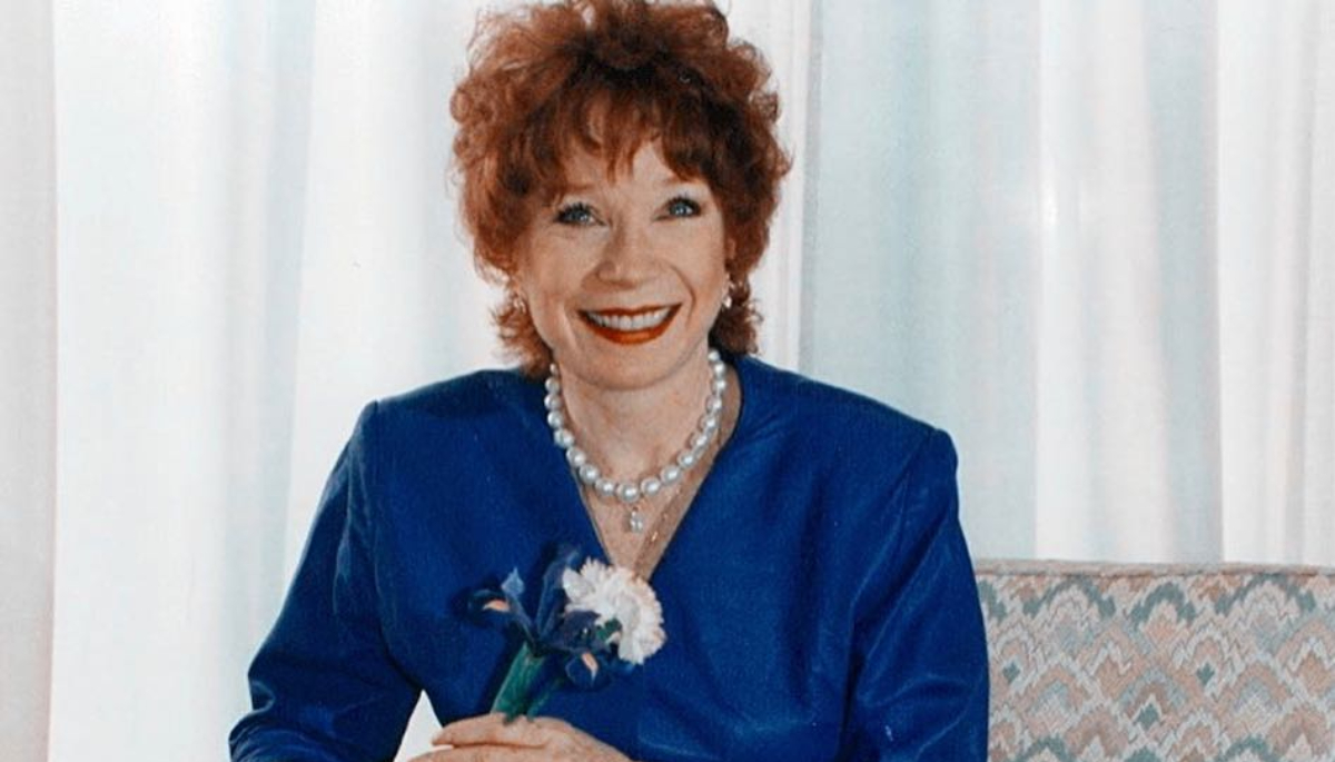 shirley macLaine wiki bio