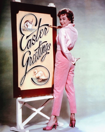 shirley macLaine height