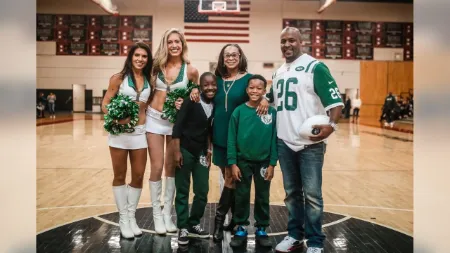 taneka bowles with her kids