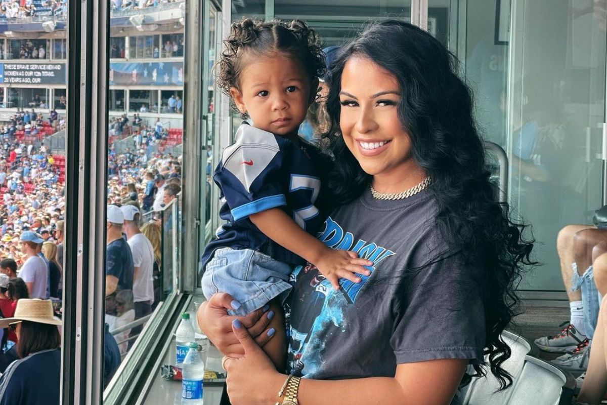 derrick henry wife bio