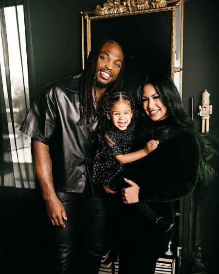 adiranna rivas with her husband derrick henry and her daughter velentina allure henry