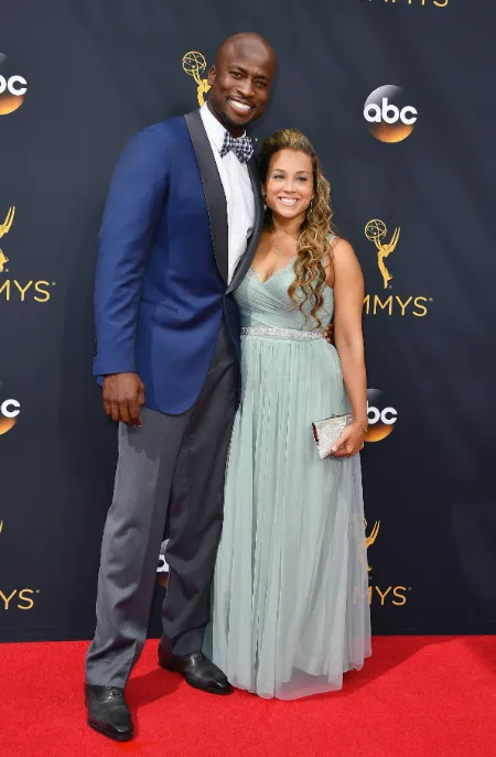akbar with wife chrystal during emmy 2023