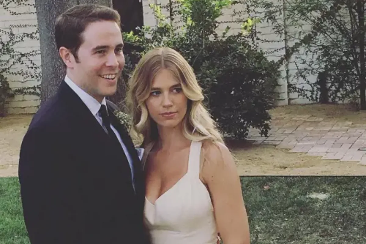 jon barinholtz wife on the wedding day