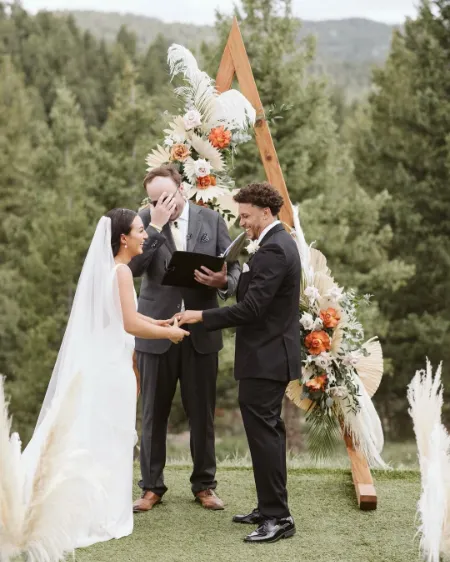 morgan stanton and lindsay phillip wedding took place on 10th june 2022