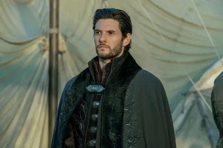 ben barnes plays the role of general kirigan in shadow and bone